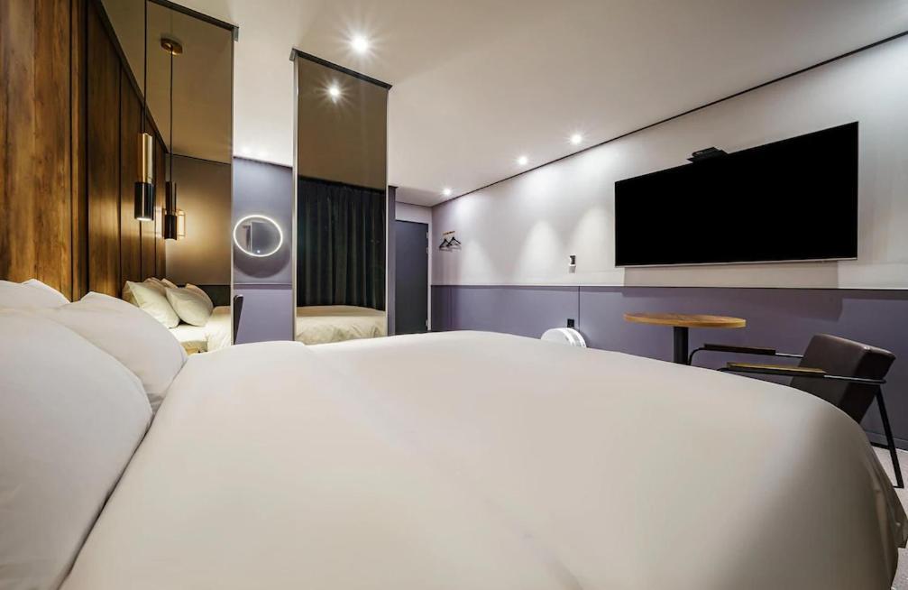 Brown-Dot Hotel Geomdan Incheon Exterior photo