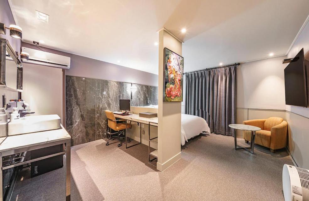 Brown-Dot Hotel Geomdan Incheon Exterior photo